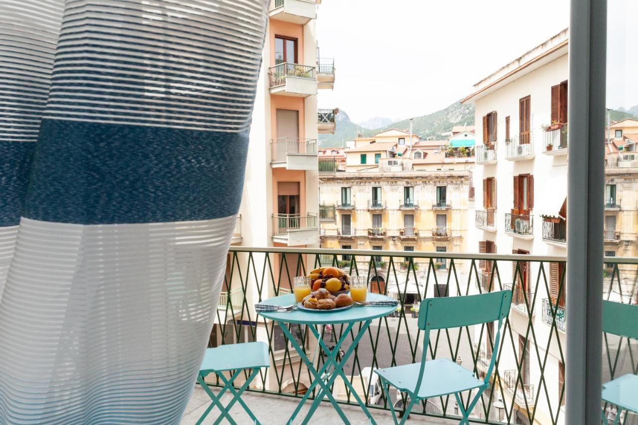 Velia34 Bed & Breakfast Salerno Exterior photo