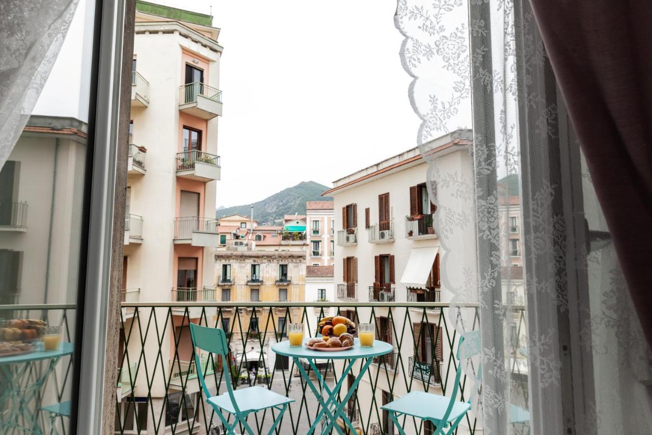 Velia34 Bed & Breakfast Salerno Exterior photo