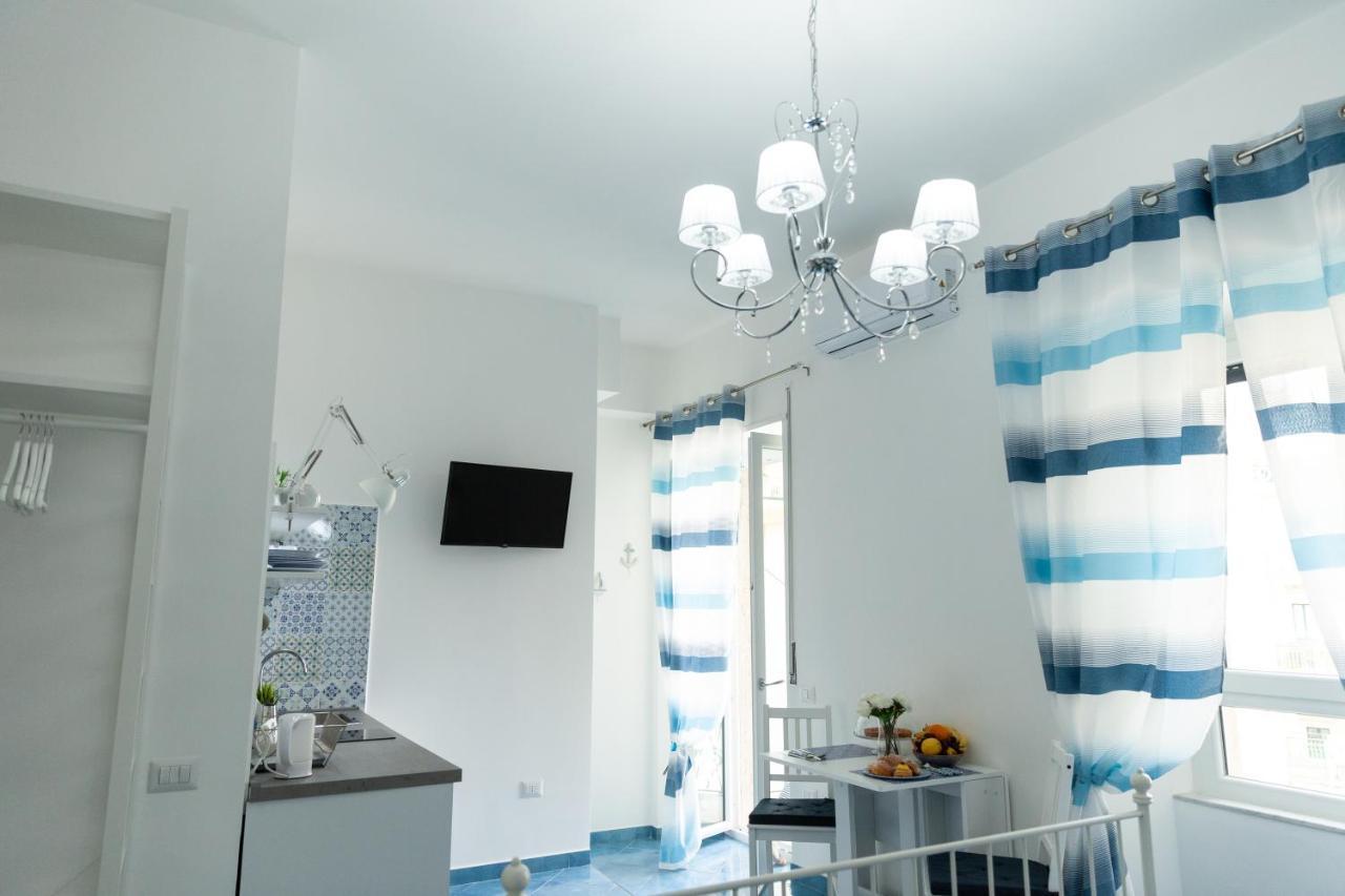 Velia34 Bed & Breakfast Salerno Exterior photo