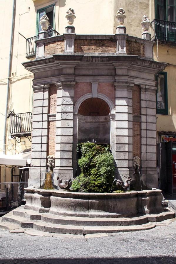 Velia34 Bed & Breakfast Salerno Exterior photo